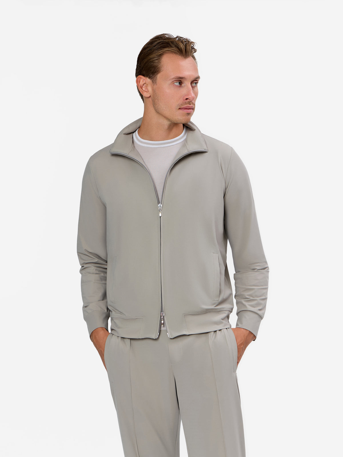 Ruggero Luxury Travel Suit