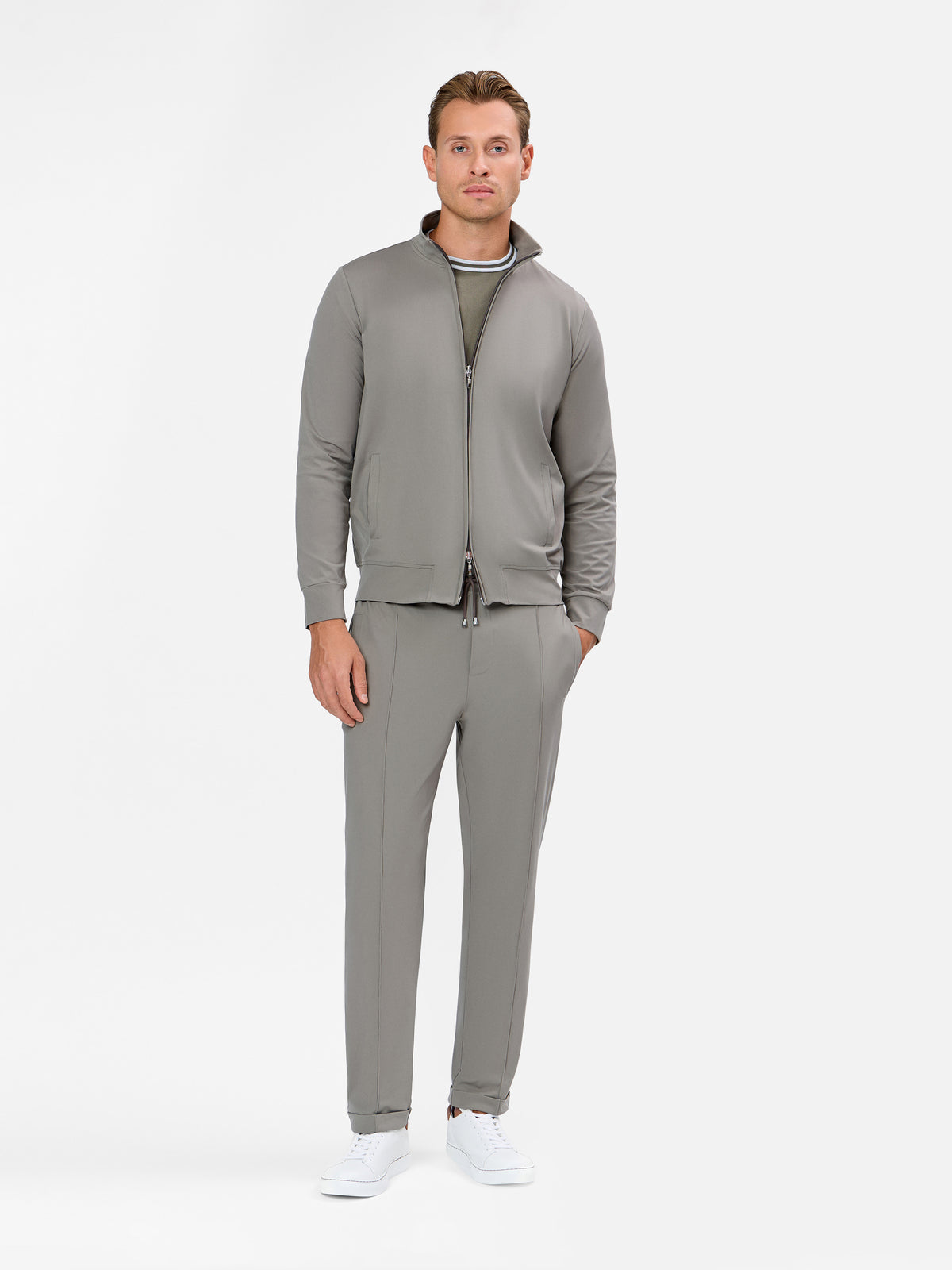 Ruggero Luxury Travel Suit