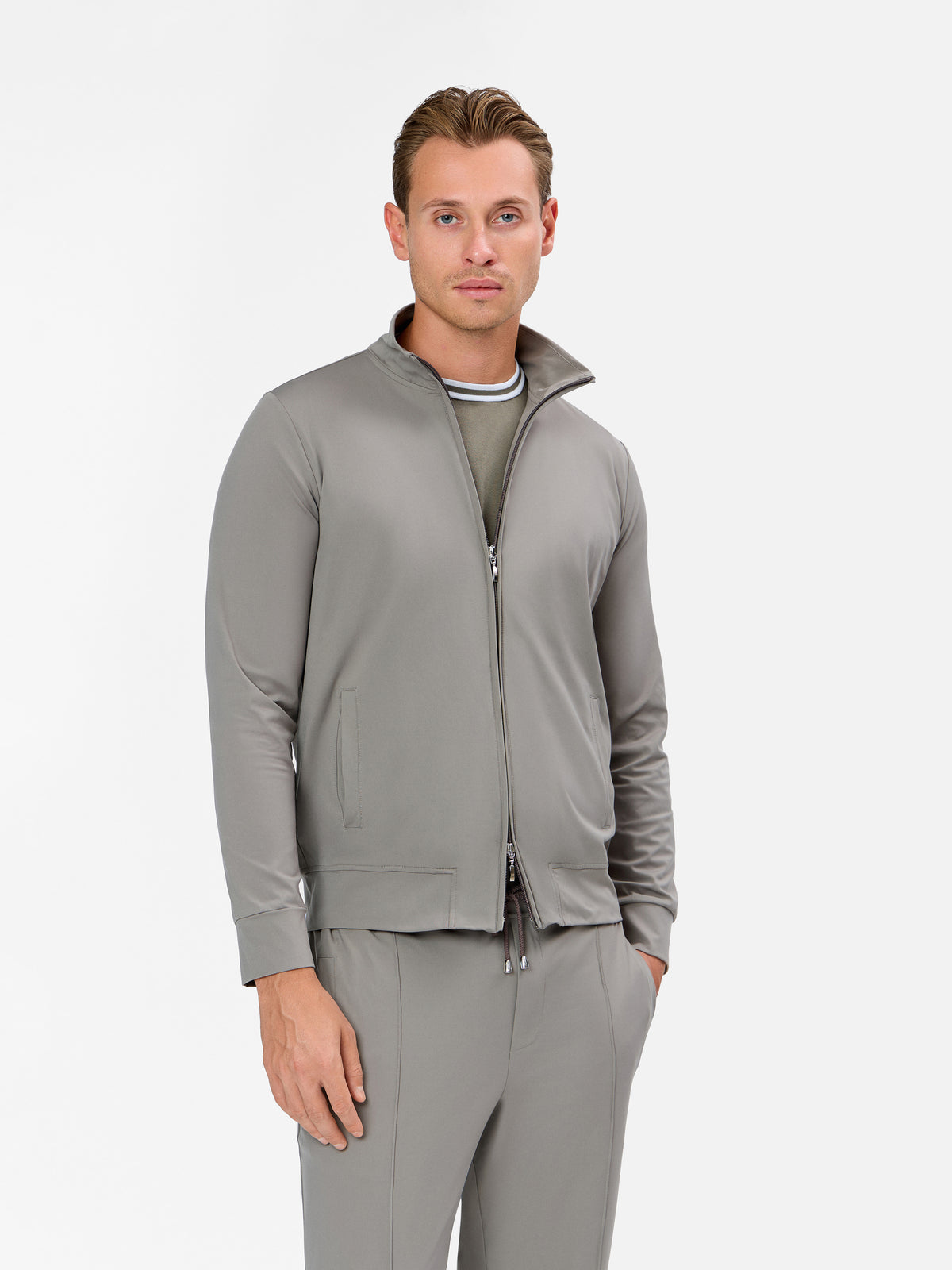 Ruggero Luxury Travel Suit