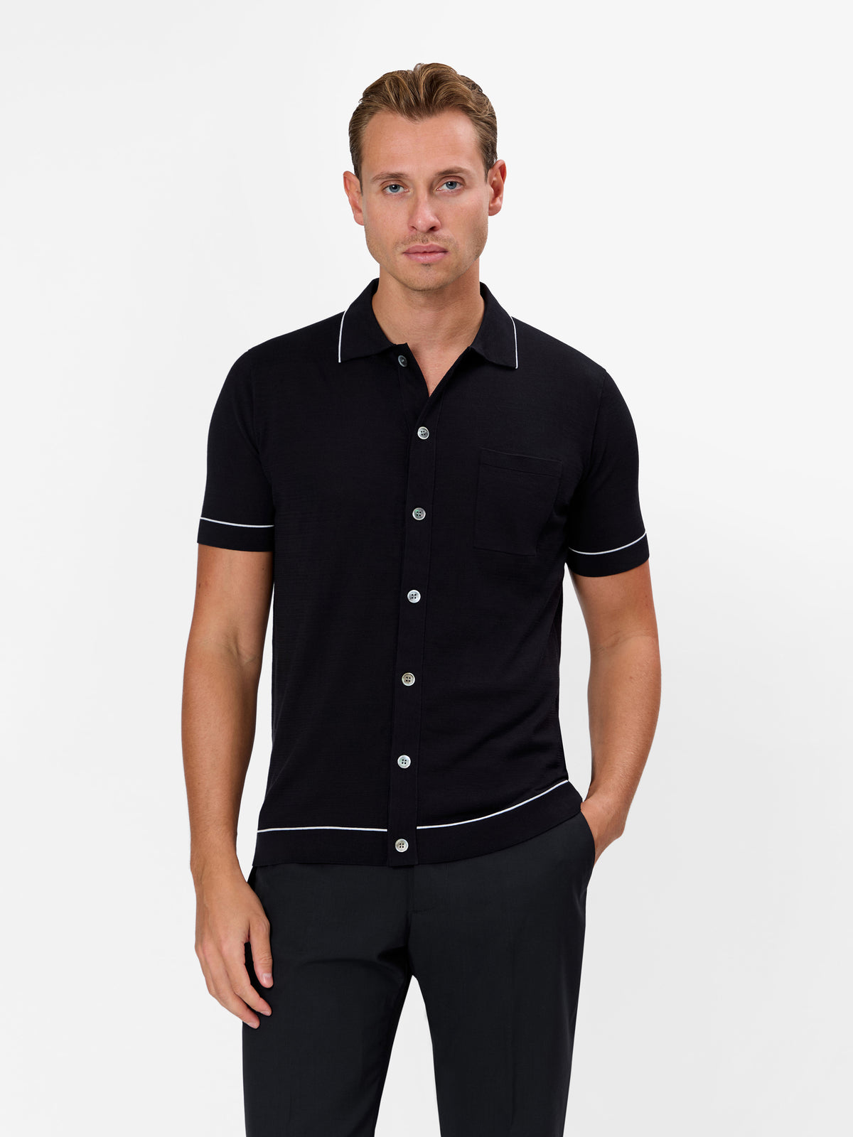 Fabrino Knitted Shirt with Contrast Pin Stripe on Collar and Sleeve