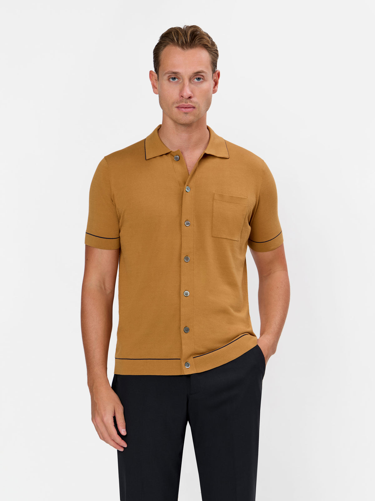 Fabrino Knitted Shirt with Contrast Pin Stripe on Collar and Sleeve